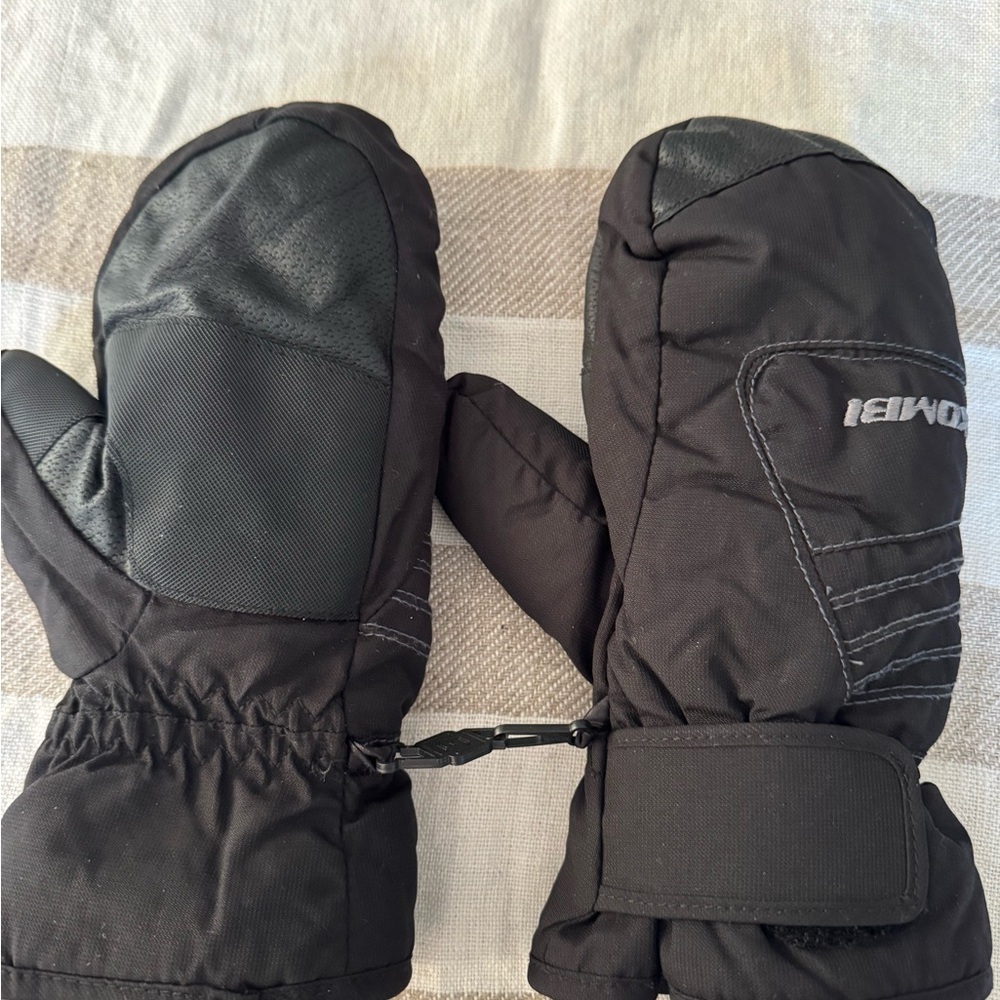 Kombi Black Winter/ ski Gloves teenager size L